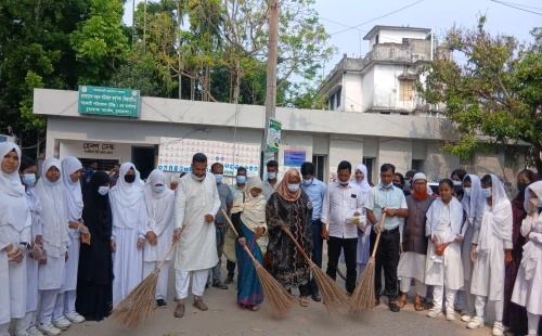 চুয়াডাঙ্গায় স্বাধীনতা দিবস উপলক্ষে পরিচ্ছন্নতা কর্মসূচি