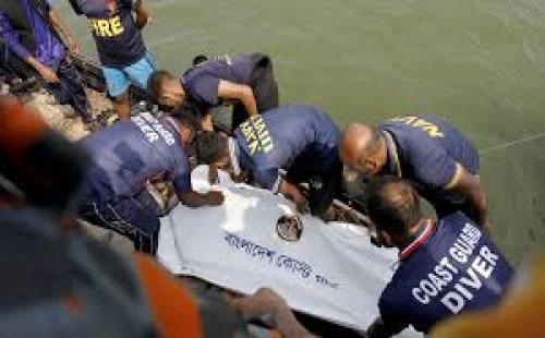 ফেরিঘাটে বাসডুবিতে মৃত্যু বেড়ে ২৬