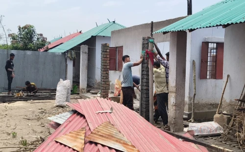 কালবৈশাখীর তাণ্ডবে লণ্ডভণ্ড চুয়াডাঙ্গার আশ্রয়ণ প্রকল্প