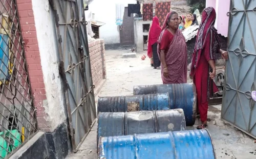 চুয়াডাঙ্গার আমিরপুরে বাড়িতে ১ হাজার লিটার ডিজেল মজুত