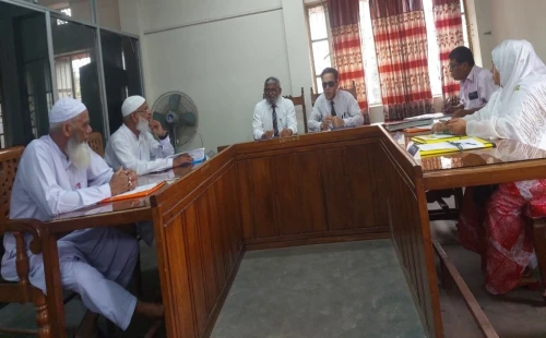 চুয়াডাঙ্গা জেলা আইনজীবী সমিতির বিশেষ জরুরি সভায় গুরুত্বপূর্ণ সিদ্ধান্ত গ্রহণ