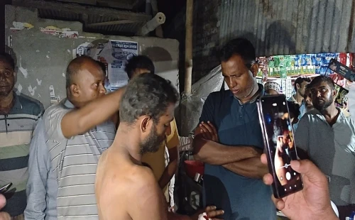 জীবননগরে মাদ্রাসাছাত্রীকে ইভটিজিং, যুবককে গণধোলাই