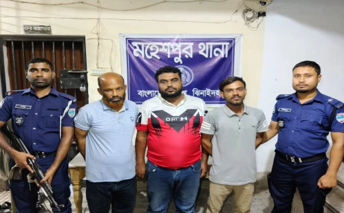ফুফুর টাকা হাতিয়ে নিতে ভাতিজার ‘ছিনতাই নাটক’