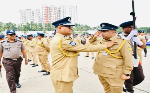 আইজিপির স্বীকৃতি পেলেন আলমডাঙ্গার টগর