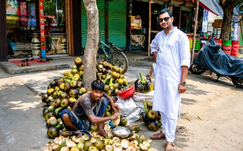 হাটবোয়ালিয়া বাজারে তালশাসের মেলা