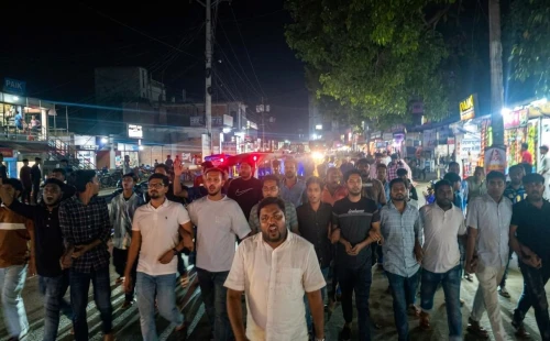 কার্যক্রম নিষিদ্ধ ছাত্রলীগের নৈরাজ্যের প্রতিবাদে দর্শনায় যুবদল ও ছাত্রদলের বিক্ষোভ মিছিল