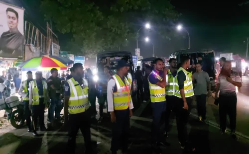 চুয়াডাঙ্গায় আইনশৃঙ্খলা পরিস্থিতি নিয়ন্ত্রণে পুলিশের বিশেষ মহড়া ও টহল