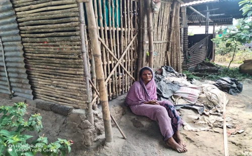 আলমডাঙ্গায় ‘জমি জালিয়াতি’র শিকার সংখ্যালঘু সন্ধ্যা রানী