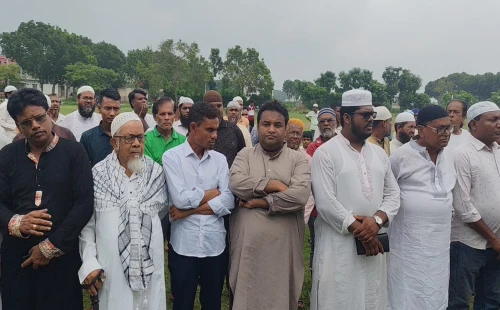 দামুড়হুদায় আ.লীগ নেতা সিরাজুল আলম ঝণ্টুর দাফন সম্পন্ন