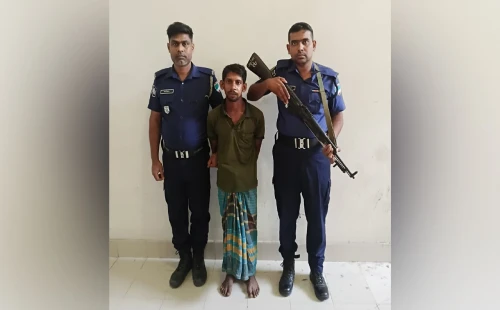 কোটচাঁদপুরে হাতকড়া পরানো অবস্থায় রাতে পালিয়ে সকালে গ্রেপ্তার