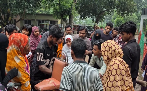 মহেশপুরে ড্রেন নির্মাণকাজে বিদ্যুৎস্পৃষ্টে শ্রমিক নিহত