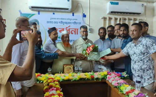 জীবননগর প্রেসক্লাবের সংবর্ধনায় জেলা পরিষদের নবনিযুক্ত প্রশাসক শরীফুজ্জামান