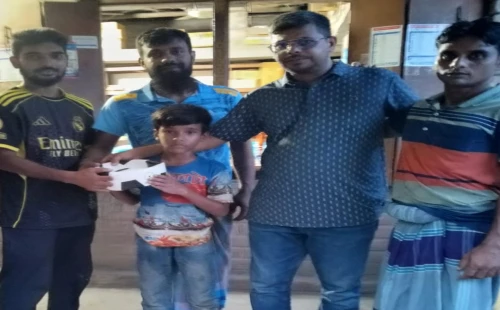 কার্পাসডাঙ্গায় যুবসমাজের মাঝে ফুটবল বিতরণ