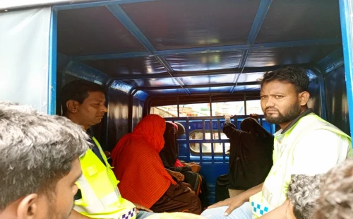 আসমানখালী অগ্রণী ব্যাংক শাখায় সন্দেহজনক ঘোরাফেরা