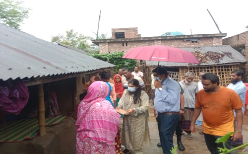 জীবননগরের খয়েরহুদায় গাছ থেকে পড়ে নিহতের