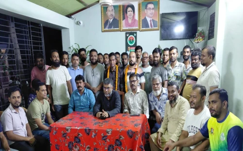 শরীফুজ্জামানের সঙ্গে ইজিবাইক-পাখিভ্যান চালক-মালিক সমিতির নবনির্বাচিত কমিটির সাক্ষাৎ