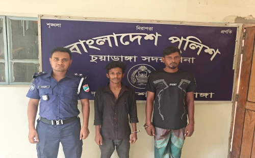 চুয়াডাঙ্গার পিরোজখালীতে গাঁজাসহ দুই যুবক গ্রেপ্তার