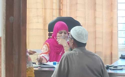 হাসপাতালে এক চিকিৎসকের কাণ্ড