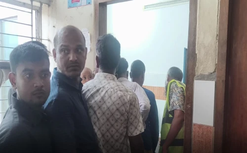 শৃঙ্খলা রক্ষকরাই যখন বিশৃঙ্খলার কারিগর!