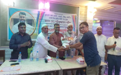 চুয়াডাঙ্গা জেলা পরিষদের প্রশাসক নিযুক্ত হওয়ায় ব্যবসায়ীদের সংবর্ধনা অনুষ্ঠানে