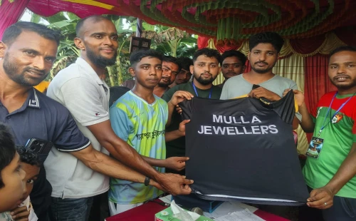 আন্দুলবাড়ীয়ায় আন্তঃইউনিয়ন ফুটবল টুর্নামেন্ট