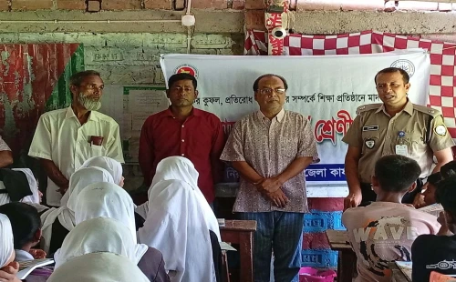 আলমডাঙ্গায় মাদকের কুফল ও প্রতিরোধে সচেতনতামূলক আলোচনা সভা