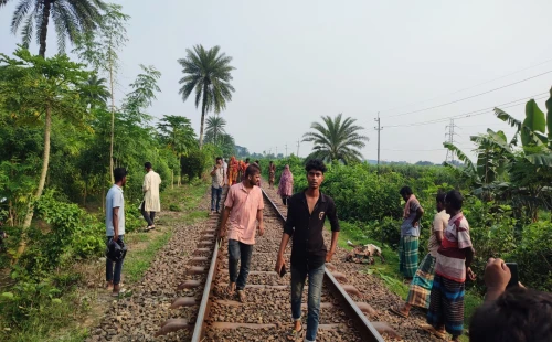 কালীগঞ্জে ট্রেনে কাটা পড়ে অজ্ঞাত বৃদ্ধার মৃত্যু
