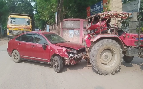 লোকনাথপুর-পরানপুর সড়কে দুর্ঘটনায় দুজন আহত