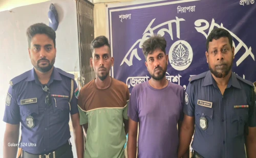 দর্শনায় ইয়াবাসহ দুই মাদক ব্যবসায়ী আটক