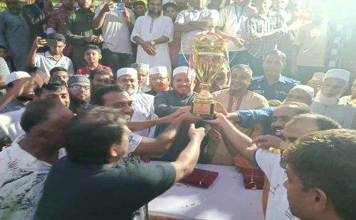 জীবননগরে এমপি রুহুল আমিন মাদক বিরোধী গোল্ডকাপ ফুটবল টুর্নামেন্টের ফাইনাল