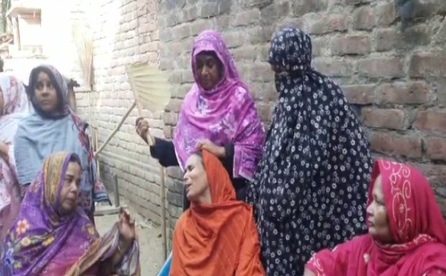 আলমডাঙ্গায় মাত্র ১৫০ টাকা নিয়ে বিরোধ