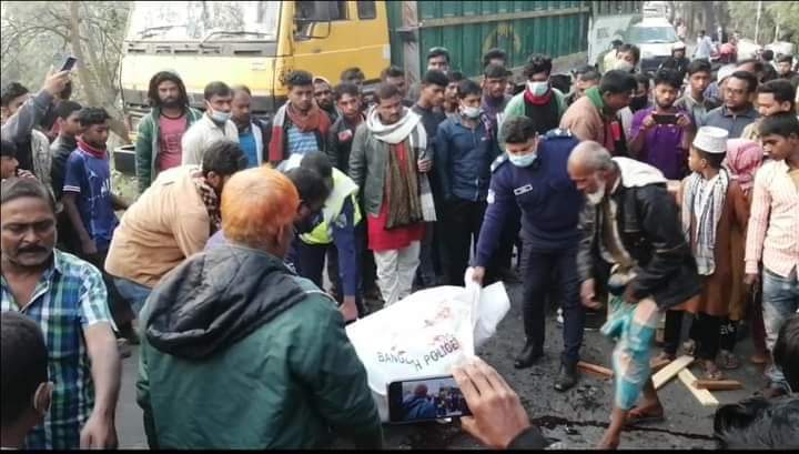 কালীগঞ্জে এলপি গ্যাসের গাড়ি চাপায় নারী নিহত