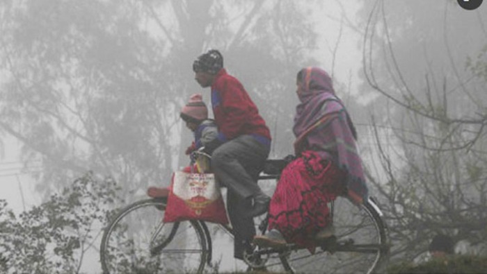 মাঘের শীতে কাঁপছে দেশ, জনজীবন বিপর্যস্ত