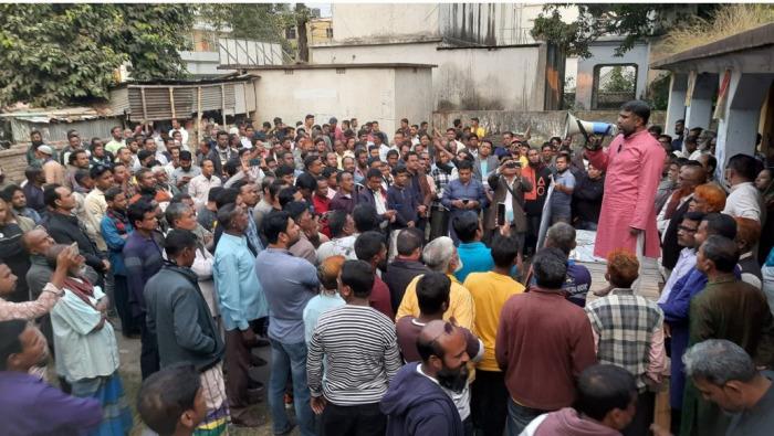 পুলিশের গুলিতে ছাত্রদল নেতা নিহতের প্রতিবাদে চুয়াডাঙ্গায় বিক্ষোভ সমাবেশে শরীফুজ্জামান শরীফ