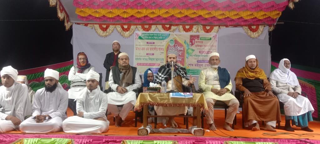 আন্দুলবাড়ীয়ায় বার্ষিক তাফসিরুল কোরআন মাহফিল অনুষ্ঠিত