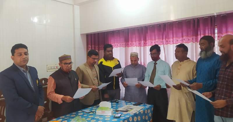 গাংনী প্রেসক্লাবের নবনির্বাচিত কমিটির শপথ গ্রহণ