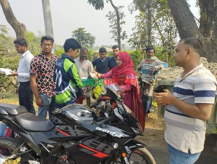 আলমডাঙ্গা-চুয়াডাঙ্গা সড়কে ভ্রাম্যমাণ আদালতের অভিযান
