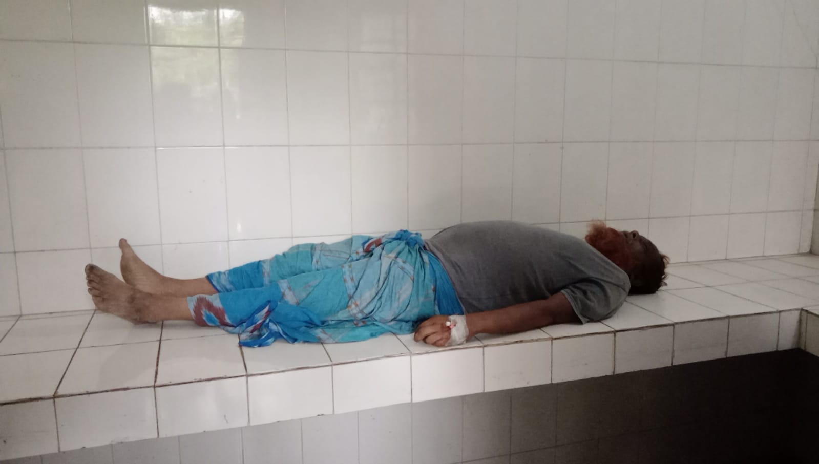 হাসপাতালে নেওয়ার পথে চুয়াডাঙ্গা কারাগারের কয়েদির মৃত্যু