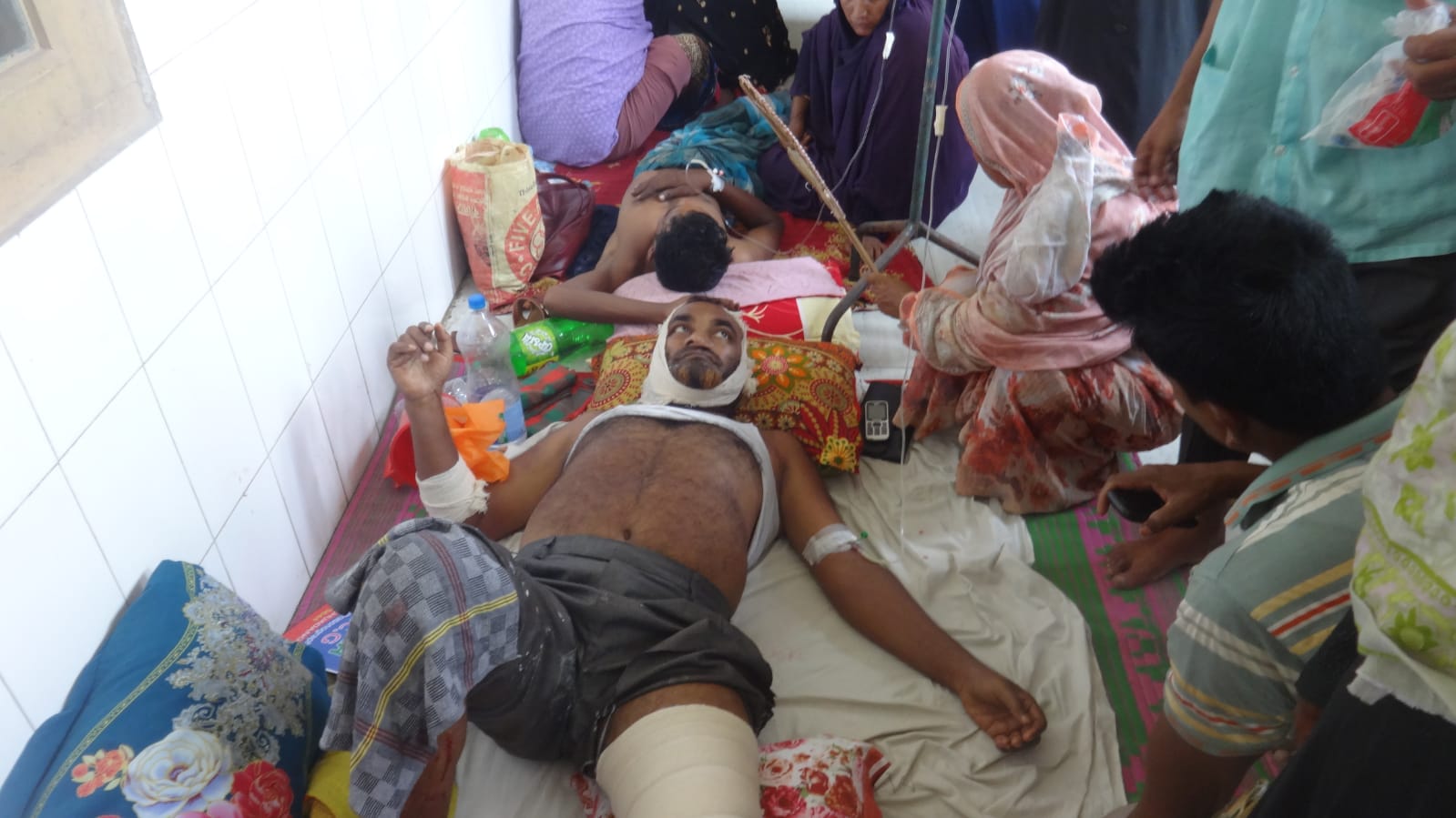 চুয়াডাঙ্গায় মোটরসাইকেল ও ট্রাকের সংঘর্ষে শিক্ষক আহত