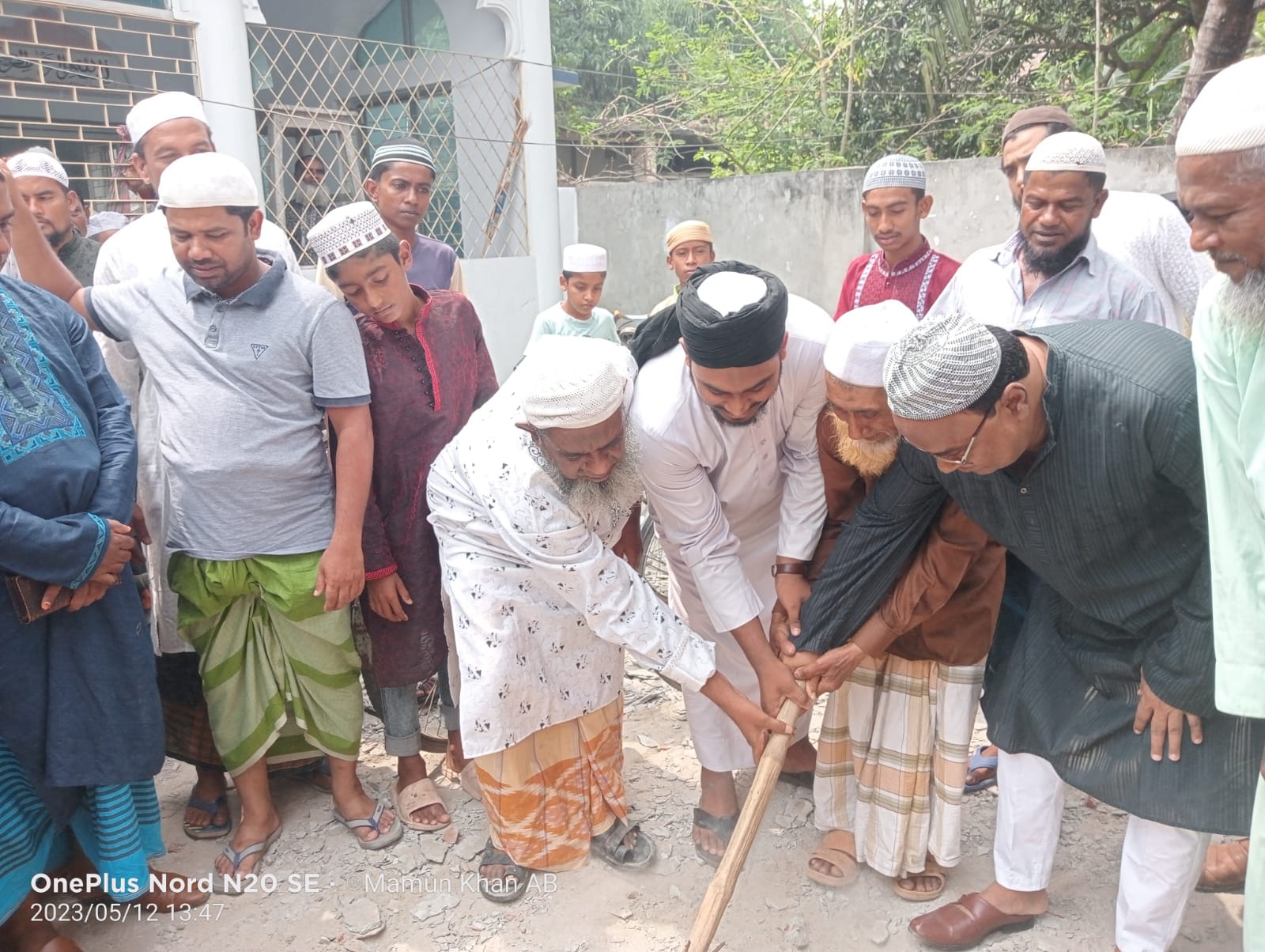 আন্দুলবাড়ীয়ায় মসজিদের দ্বিতীয় তলা নির্মাণকাজের উদ্বোধন