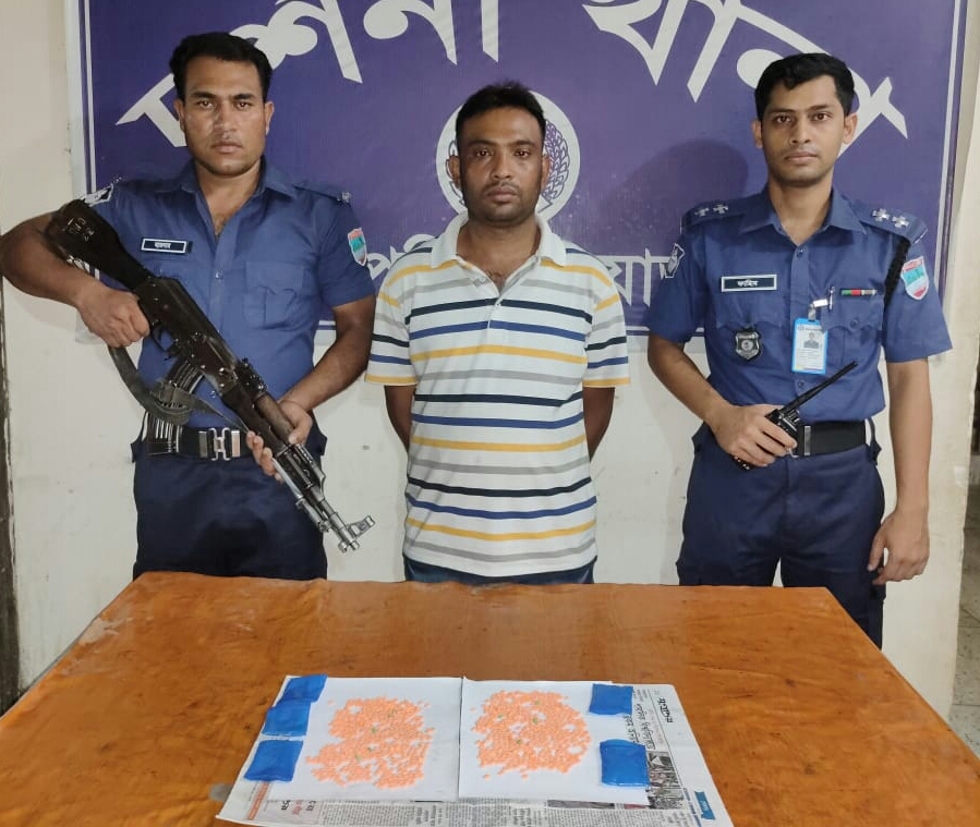 দর্শনায় এক হাজার পিস ইয়াবাসহ গ্রেপ্তার ১