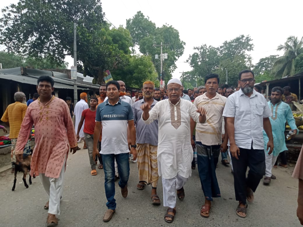 আলমডাঙ্গার হারদী ইউনিয়নে কর্মী সভা ও গণসংযোগকালে আসাদুল হক বিশ্বাস