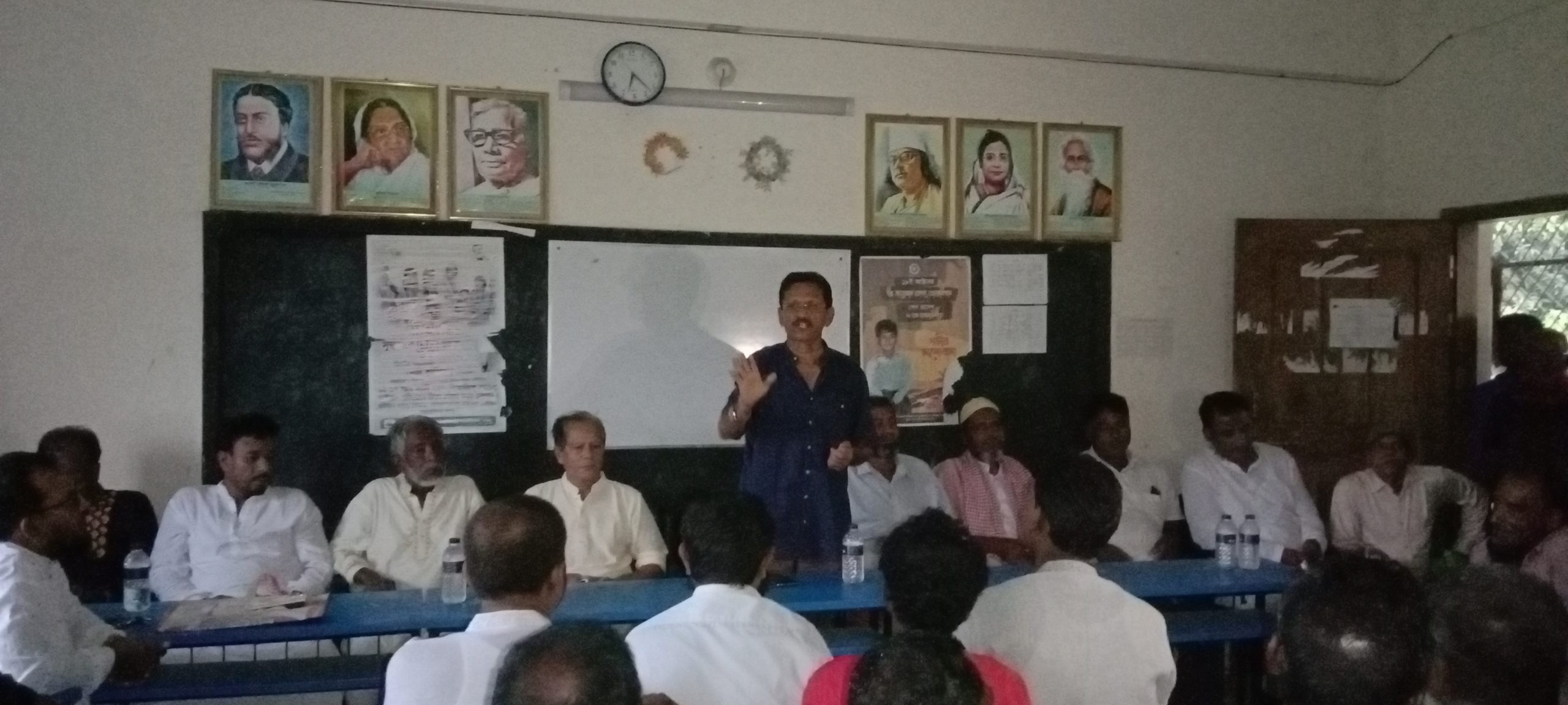 আন্দুলবাড়ীয়া ইউপি নির্বাচনে নৌকার প্রার্থীর মতবিনিময়