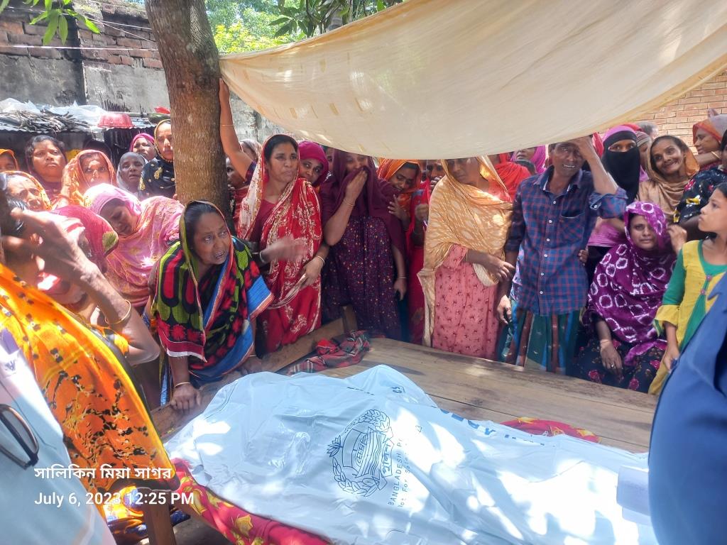দর্শনার চাকুলিয়া সীমান্তে গলায় ফাঁস দিয়ে বৃদ্ধর আত্মহত্যা