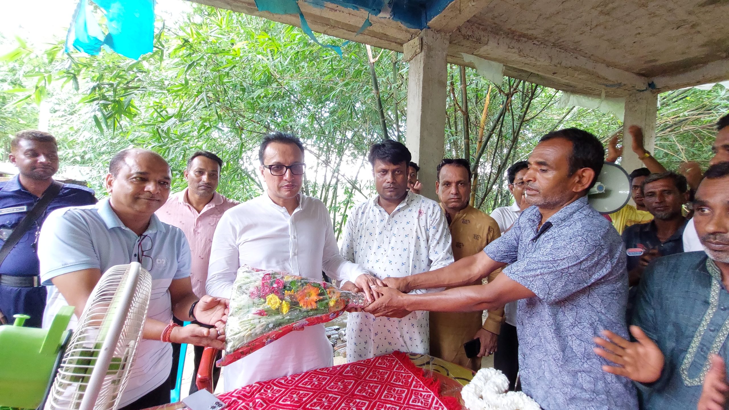 স্মার্ট চুয়াডাঙ্গা গড়তে মসজিদ-মন্দিরের উন্নয়নও অব্যাহত রাখতে হবে