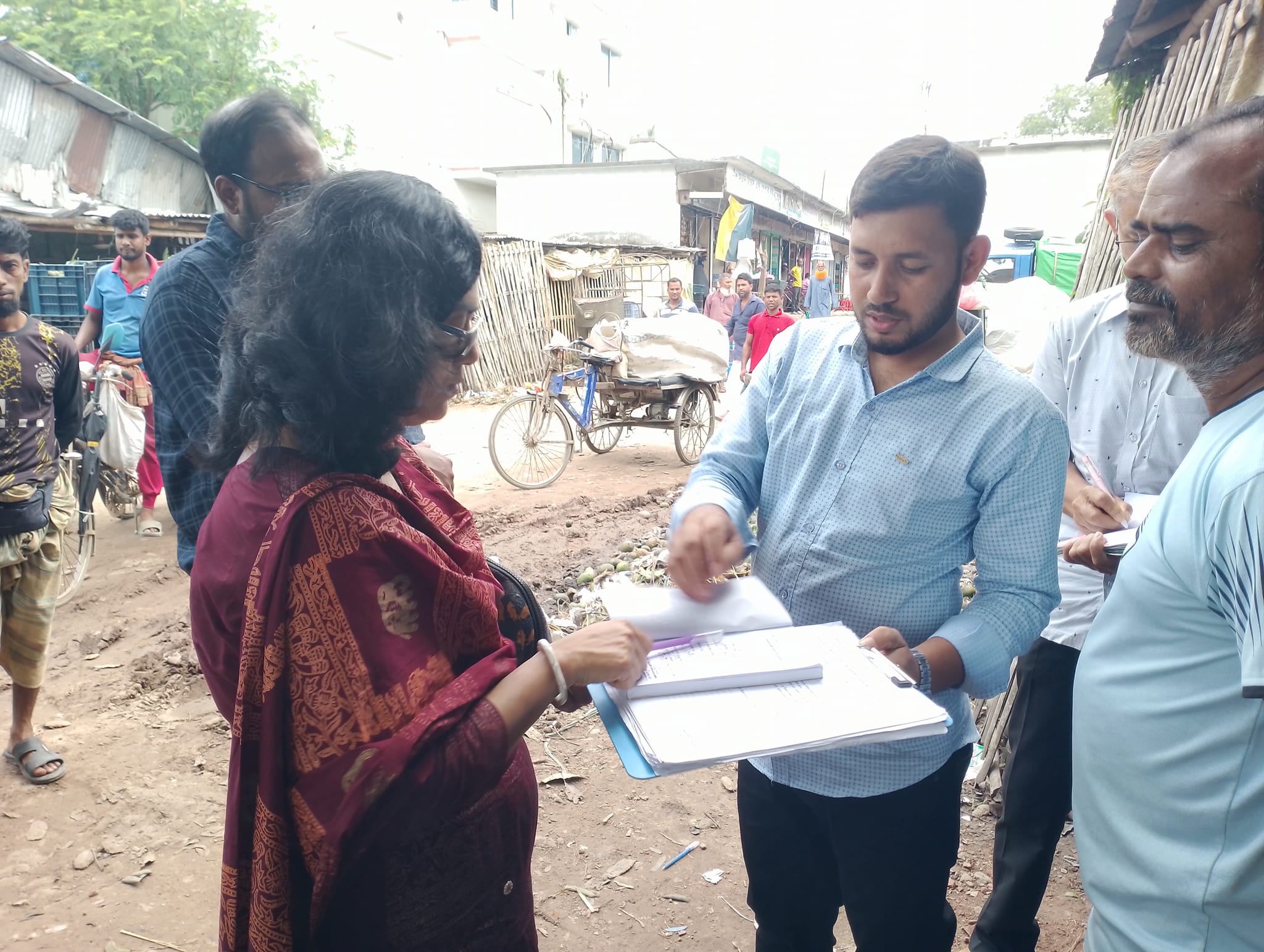 জীবননগরে ৬টি প্রতিষ্ঠানকে ২০ হাজার টাকা জরিমানা