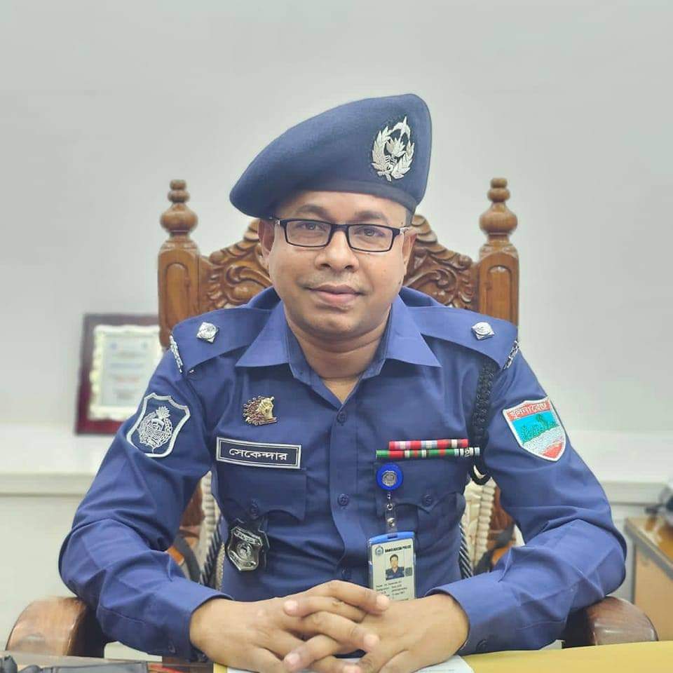 চুয়াডাঙ্গা সদর থানার নবাগত ওসি শেখ সেকেন্দার আলীর যোগদান