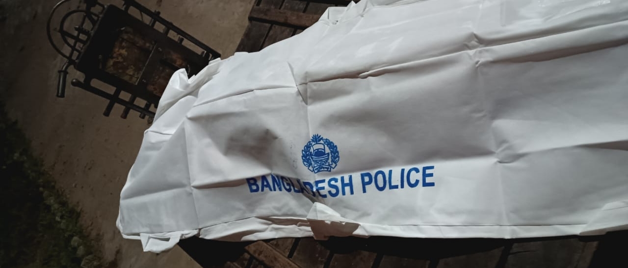 দামুড়হুদায় গলায় ফাঁস দিয়ে অন্তঃসত্ত্বার নারীর আত্মহত্যা