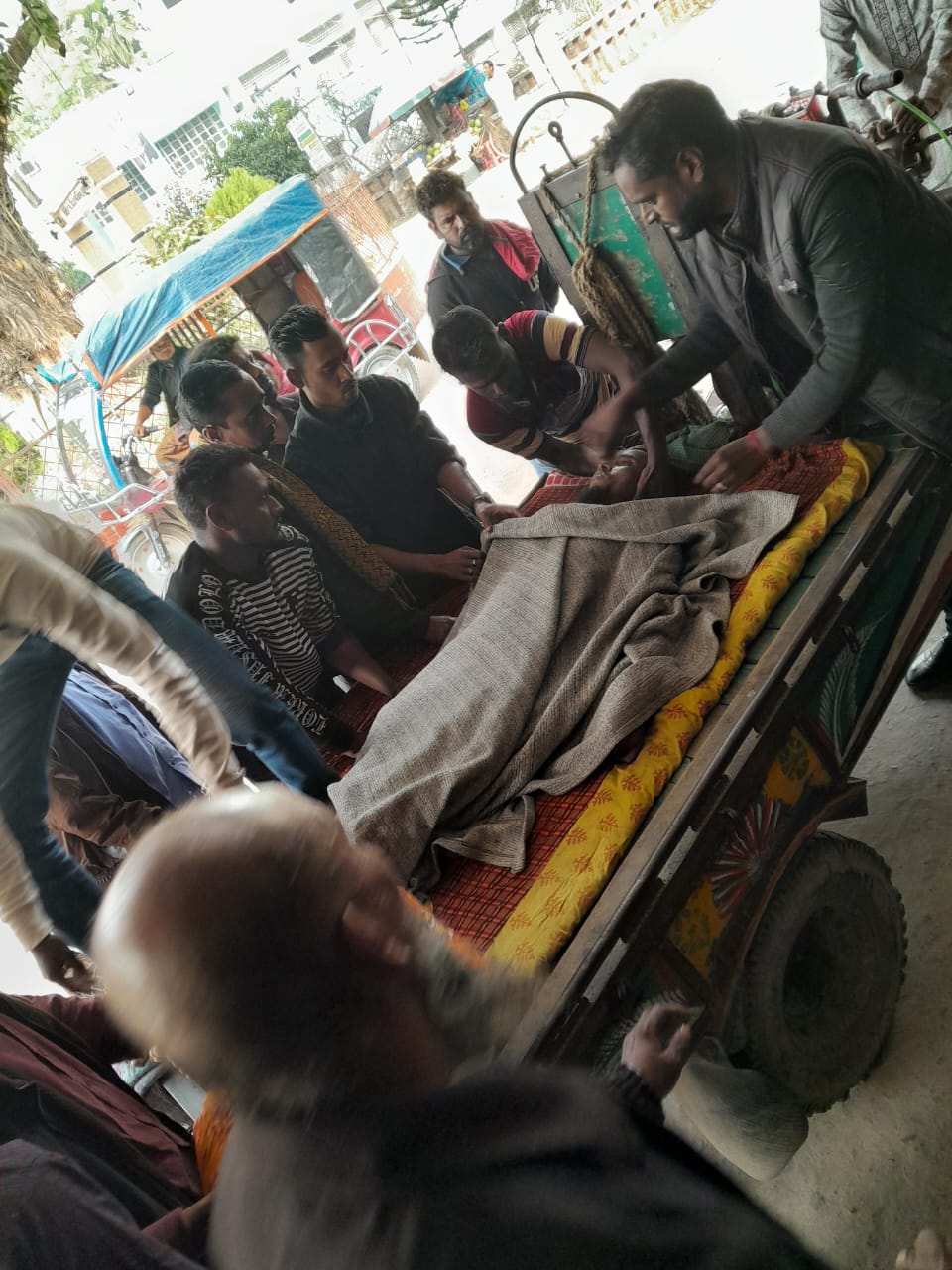 আলমডাঙ্গায় বিষপানে কৃষকের মৃত্যু