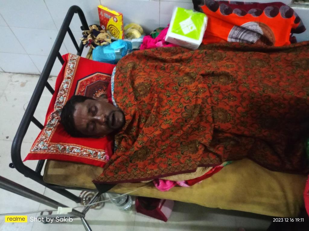 চুয়াডাঙ্গায় অচেতন অবস্থায় ইজিবাইক চালক উদ্ধার